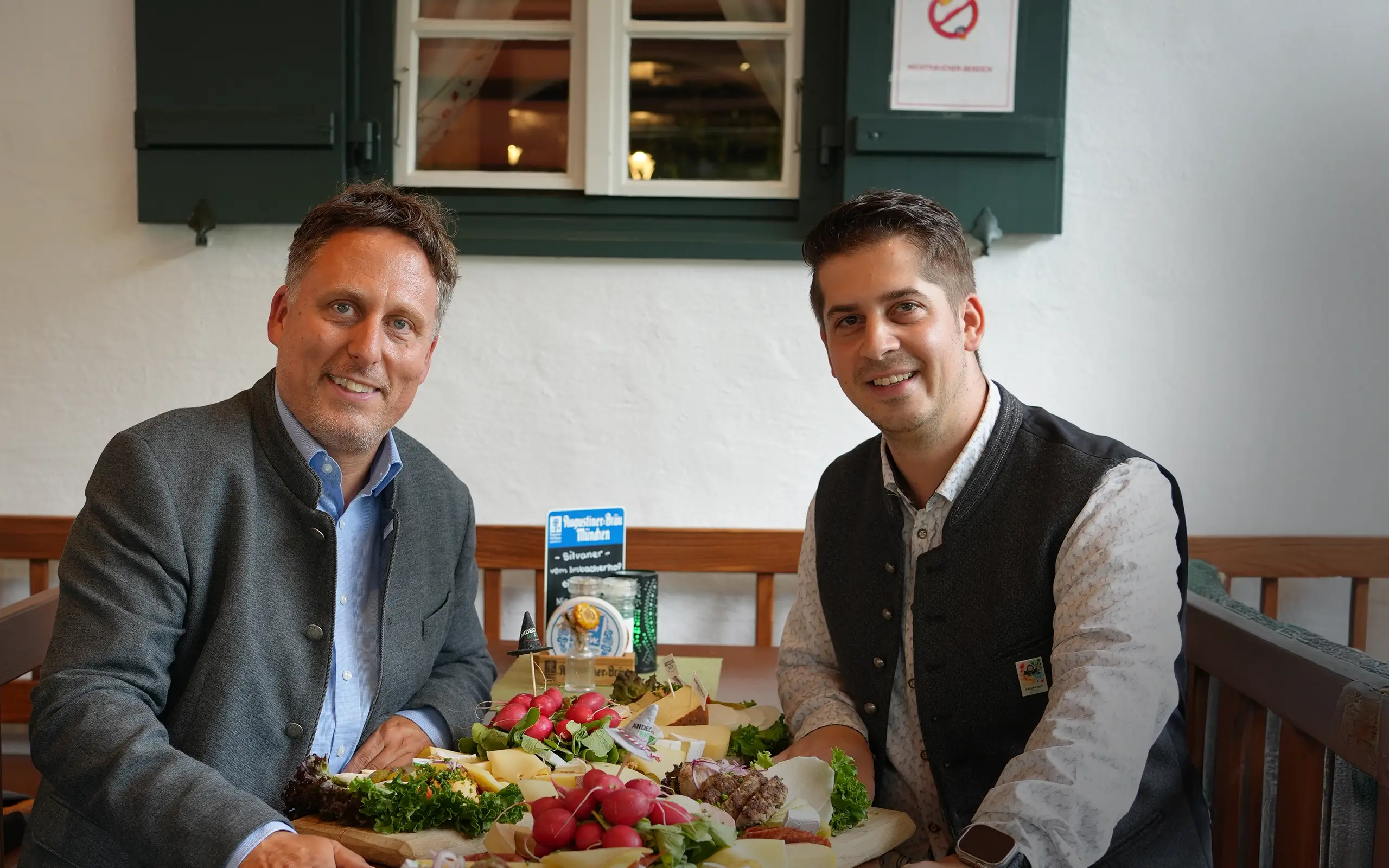 FISCHER VRONI FESTZELT – Hans Wilhelm Stadtmüller